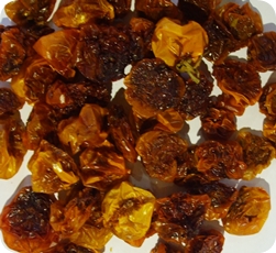 kurutulmuş bütün domates